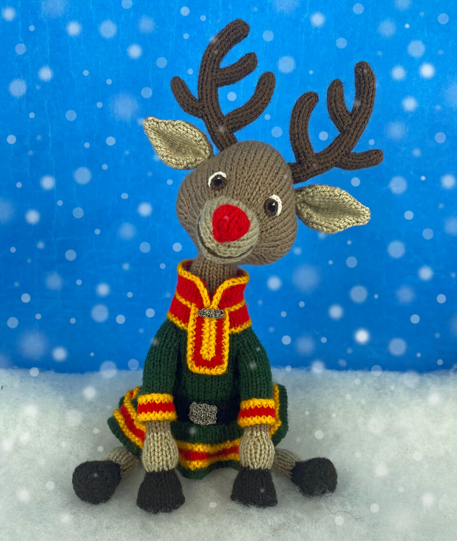 Rudy Rednose knitted toy